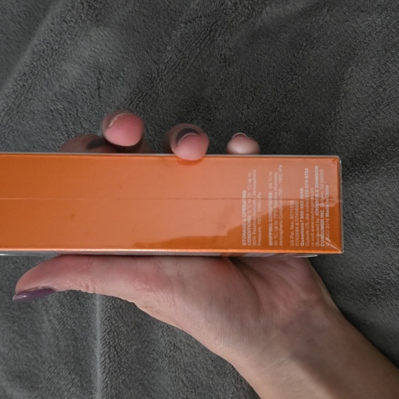 NEW Neutrogena mask activator - Picture 3 of 4